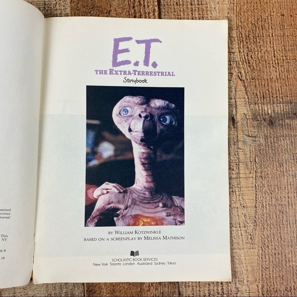 ET Extra Terrestrial Storybook 1982 Vintage Movie Photos Collectible - Picture 5 of 7